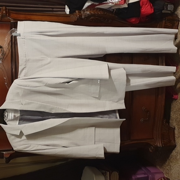 Calvin Klein Plus Size Windowpane Pantsuit sz 18 - Picture 3 of 11